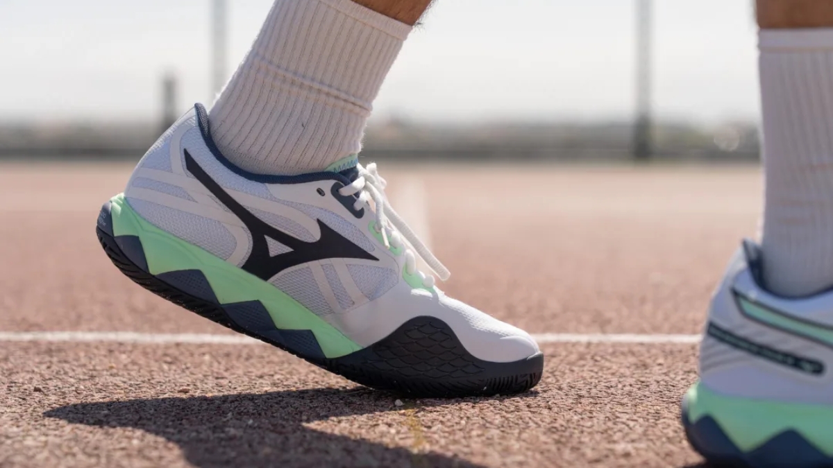 mizuno wave enforce tour 2: lựa chọn hoàn hảo cho tay vợt giỏi