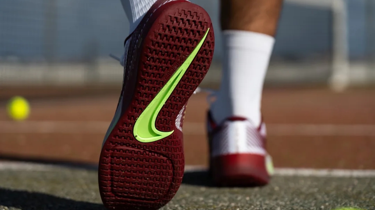 nikecourt air zoom vapor 11: sự kết hợp của tốc độ và bền bỉ nikecourt air zoom vapor 11: sự kết hợp của tốc độ và bền bỉ