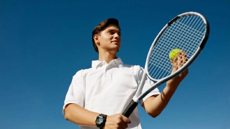 làm chủ cách theo dõi bóng tennis như tay vợt pro