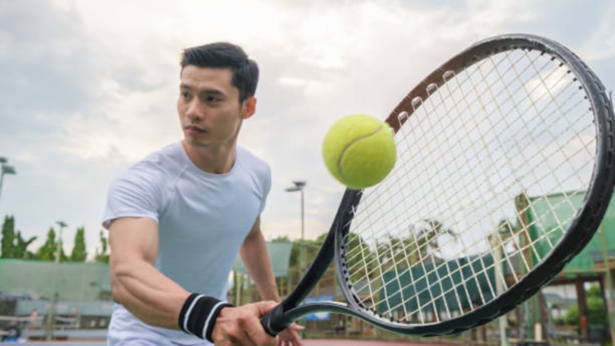 làm chủ cách theo dõi bóng tennis như tay vợt pro