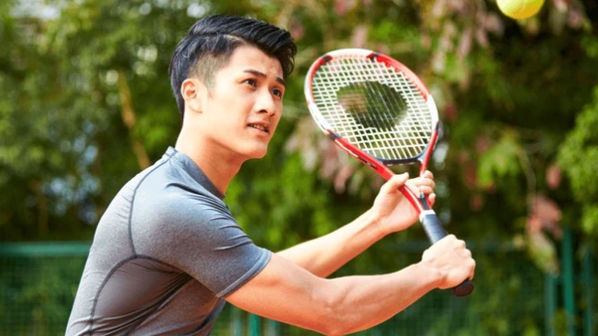 làm chủ cách theo dõi bóng tennis như tay vợt pro