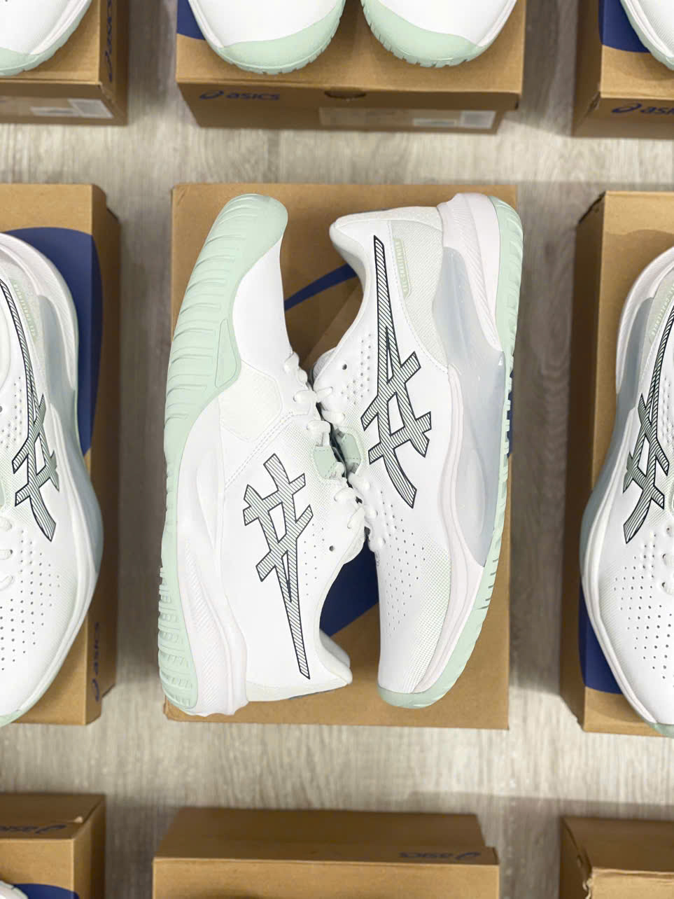z7158810747448_b866eb0a0aa40013ef0aae28dfa19695 giày asics gel-challenger 15 ‘white lichen rock’ 1041a510-100