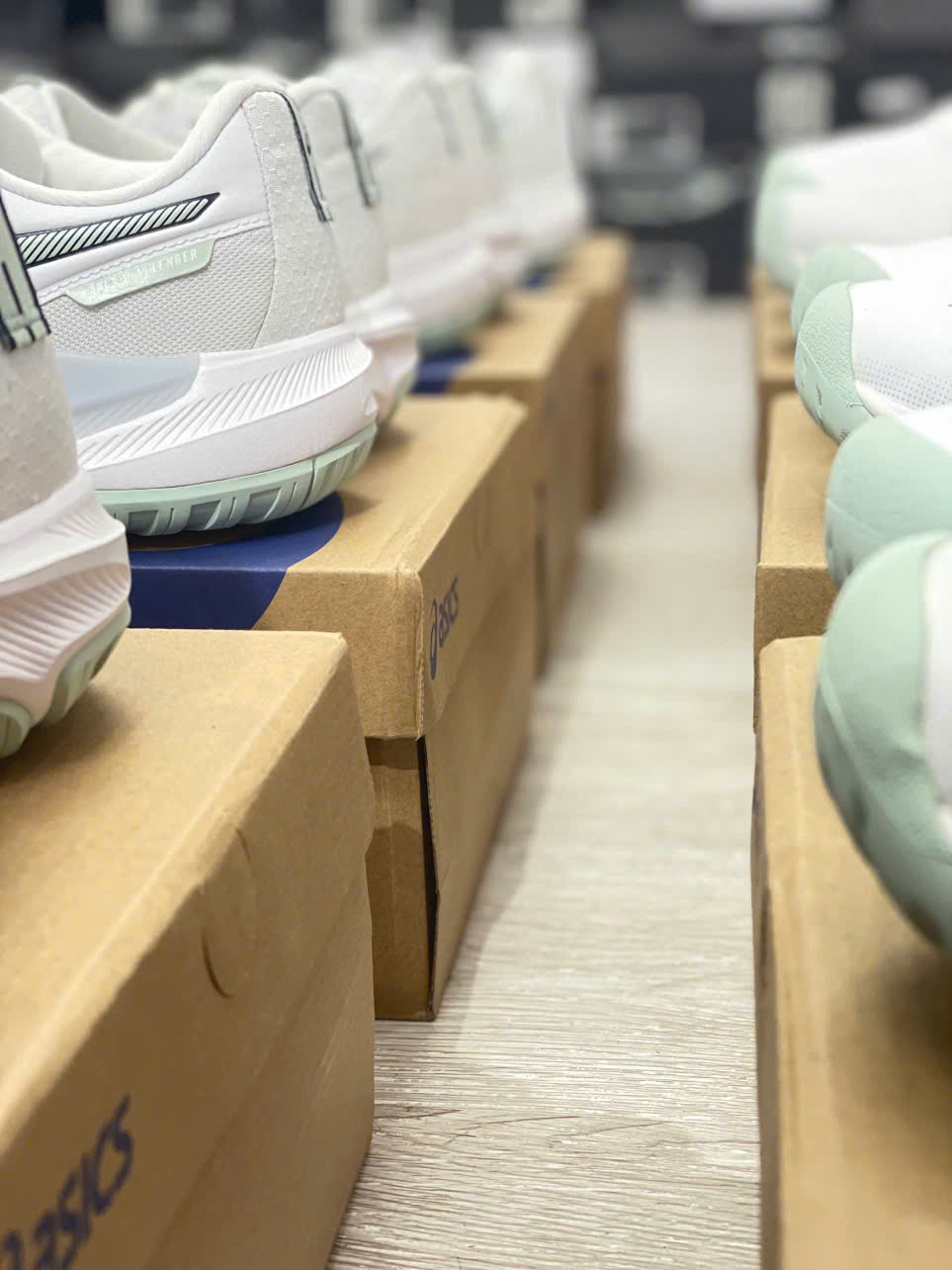 z7158810754681_4595328dfe1f9ad9d98cc7f173390aa8 giày asics gel-challenger 15 ‘white lichen rock’ 1041a510-100