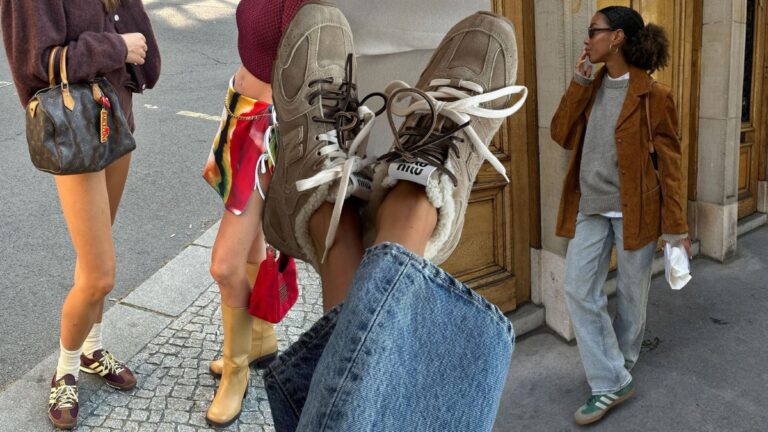 top 10 giày retro hot nhất 2025 không thể bỏ lỡ