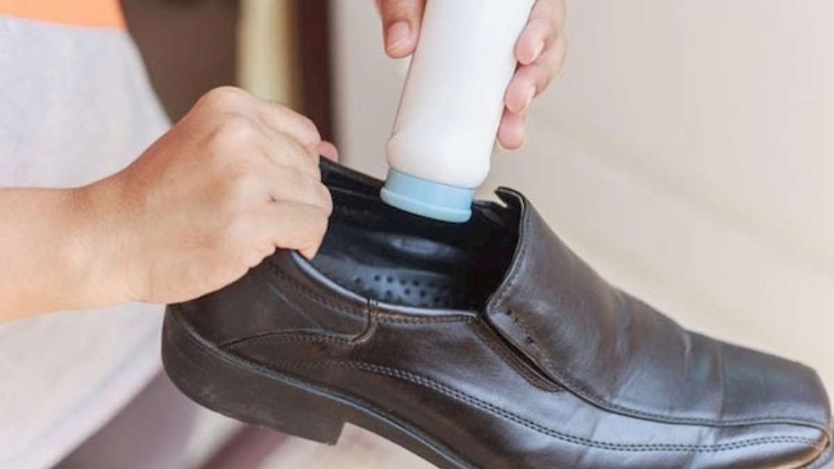 10 cách xử lý giày dép bị ẩm ướt trong mùa mưa