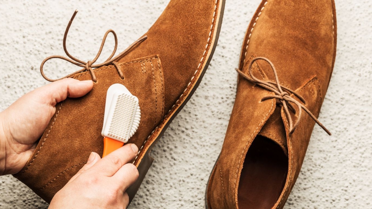 cách vệ sinh giày da lộn bị mốc và ngăn ngừa cách vệ sinh giày da lộn bị mốc và ngăn ngừa