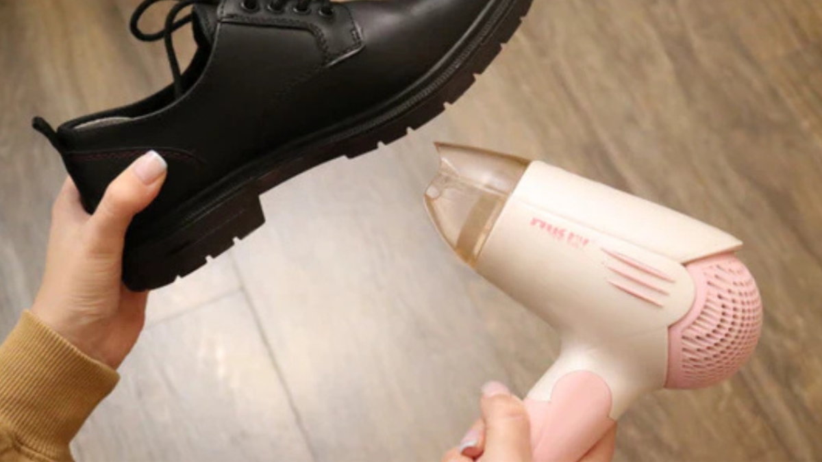 10 cách xử lý giày dép bị ẩm ướt trong mùa mưa