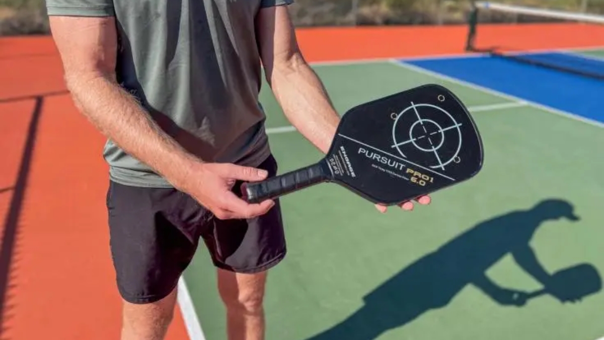 engage pursuit pro1 6.0: sát thủ trên sân "nghiền nát" đối thủ