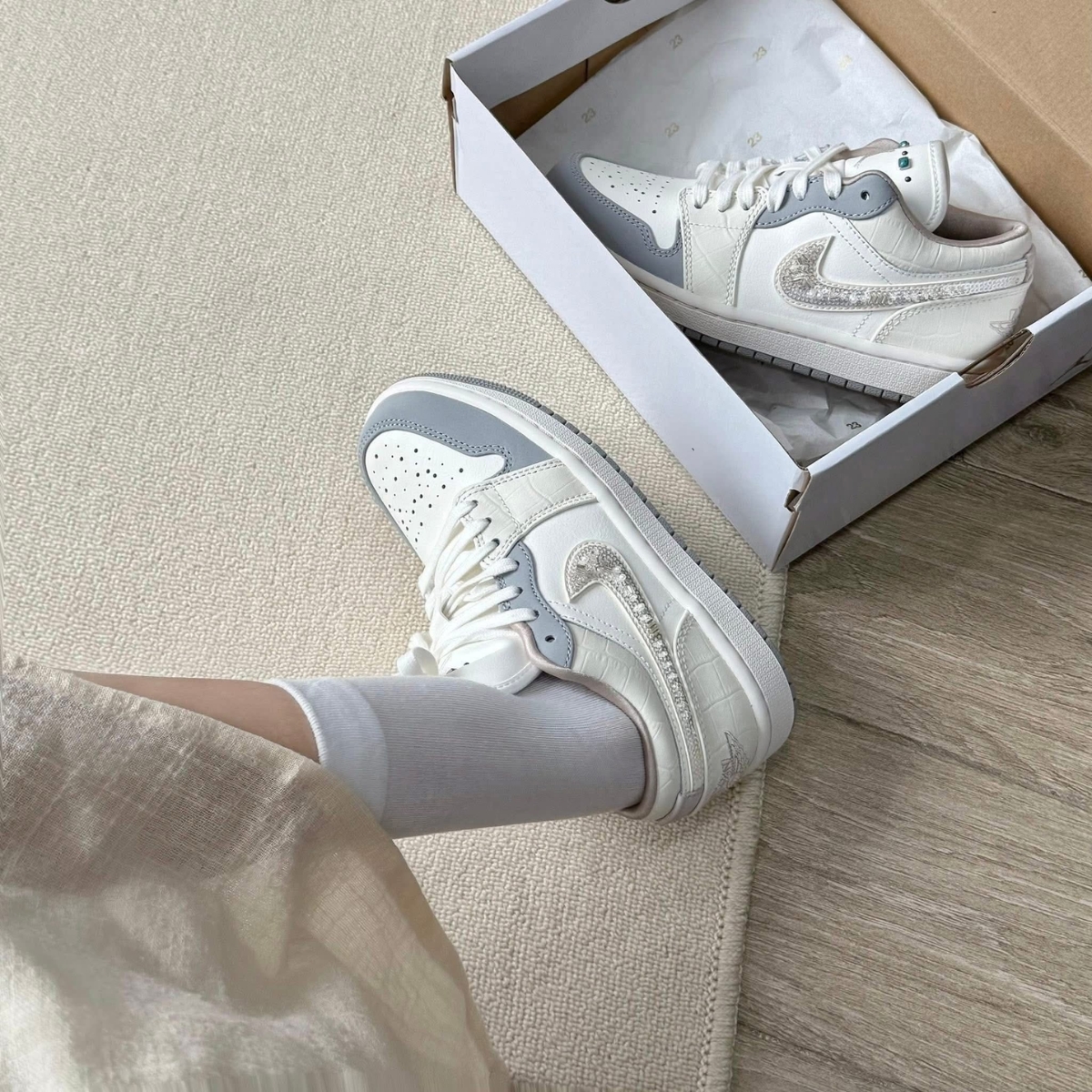 giày nike air jordan 1 low ‘sail soft pearl’ ih7323-100 (5) giày nike air jordan 1 low ‘sail soft pearl’ ih7323-100