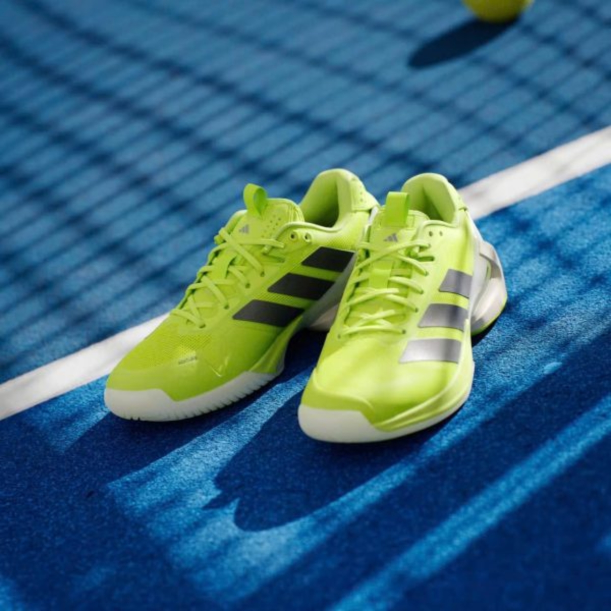 giày adidas adizero ubersonic 5 'green' ih8106 (3) giày adidas adizero ubersonic 5 'green' ih8106