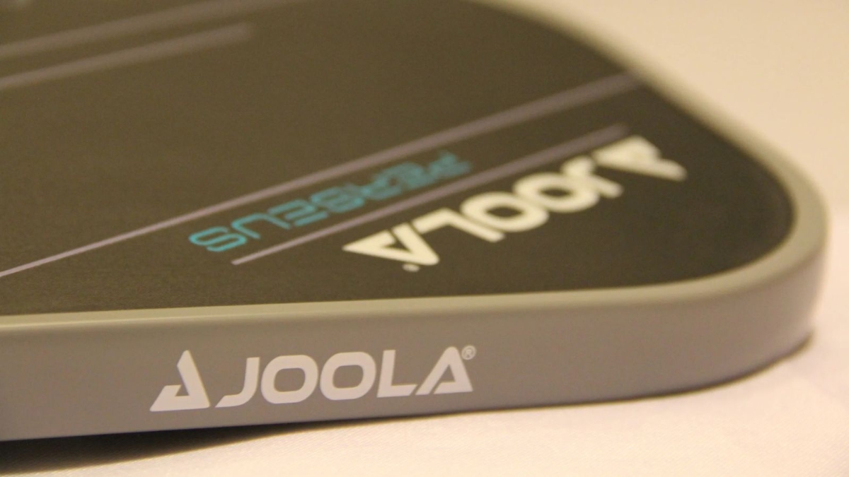 review joola ben johns perseus cfs 16: bậc thầy kiểm soát