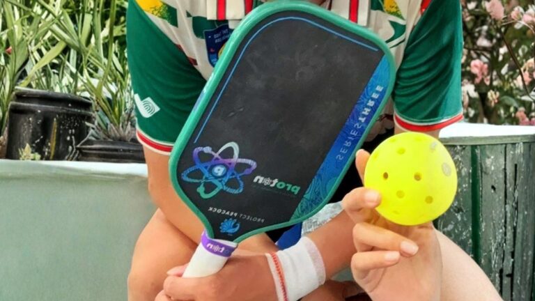 proton project peacock: cú đột phá làm 'nghiện' mọi tay vợt