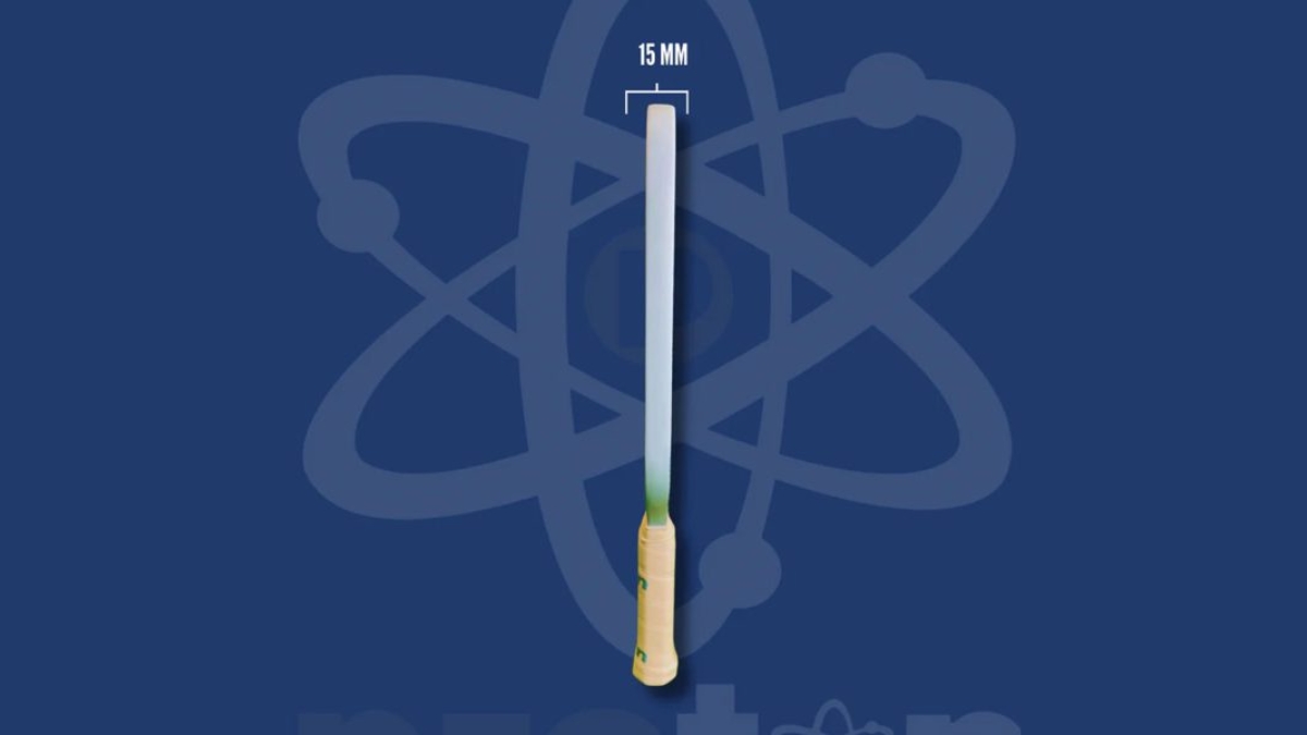 proton series two:"quái thú" trên sân với sức mạnh không tưởng proton series two:"quái thú" trên sân với sức mạnh không tưởng