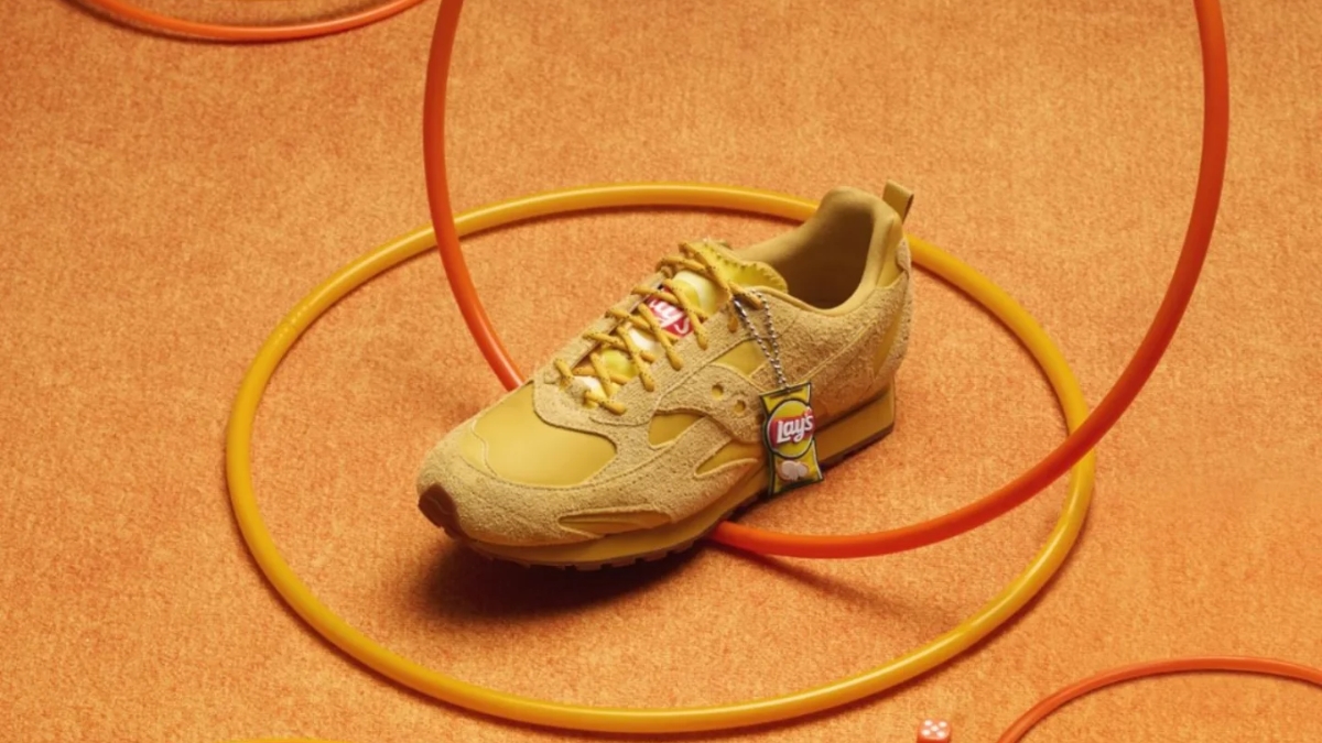 sự kết hợp táo bạo giữa lay's và saucony