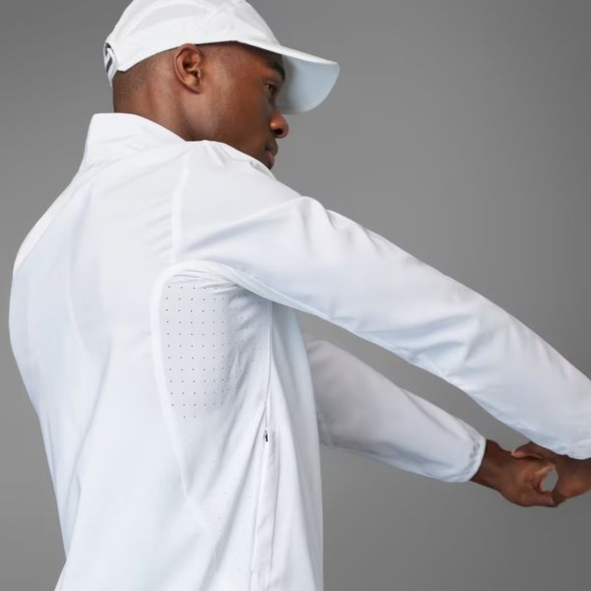 6 áo khoác chạy bộ adidas adizero essentials nam 'white' it7586