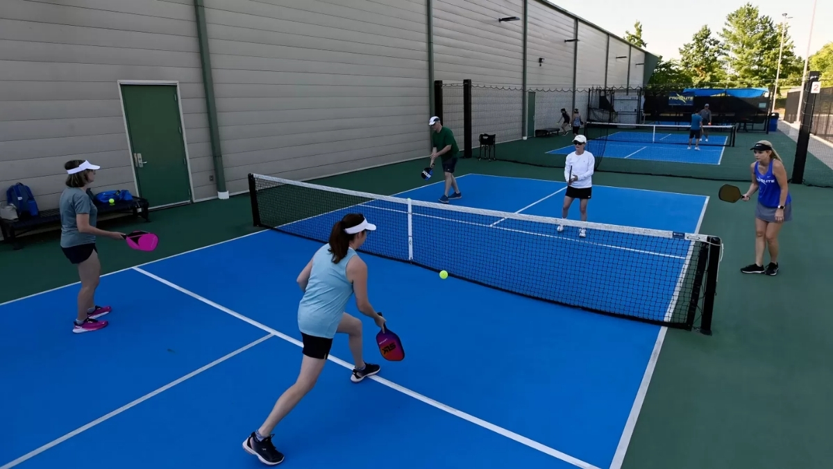 cách đối phó đối thủ trong pickleball bằng "tư duy thép"