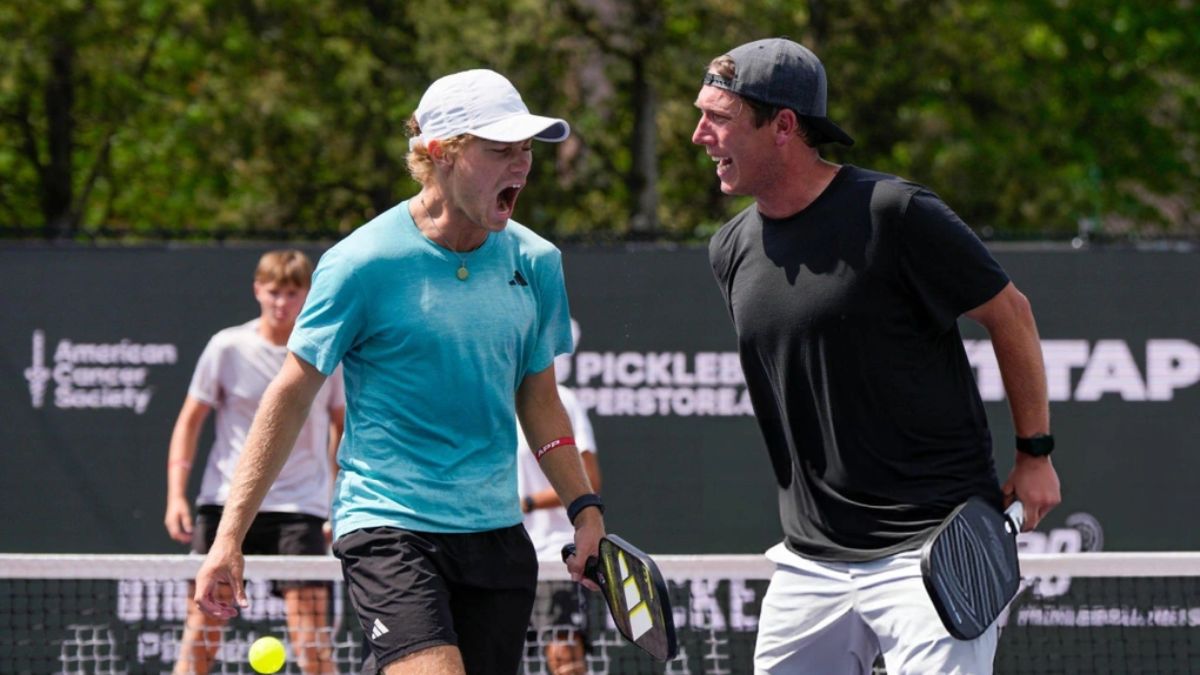 lật ngược thế cờ: đối phó đối thủ nhắm vào đồng đội pickleball