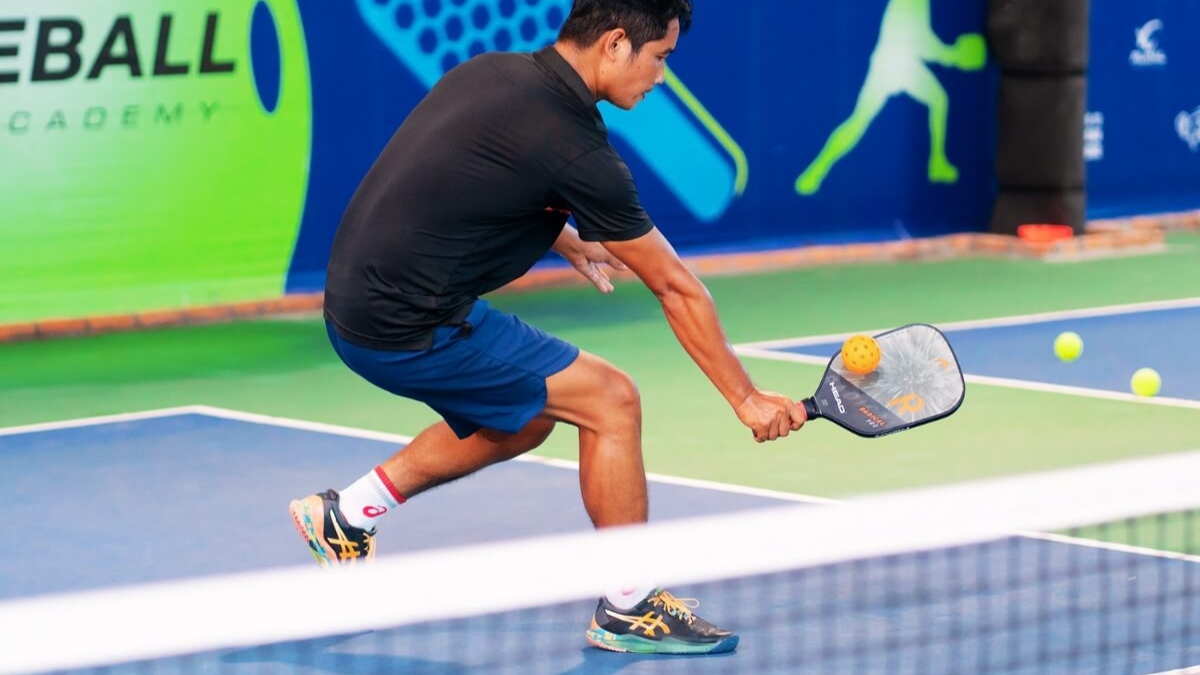 lỗi đánh hụt khi chơi pickleball: 3 bí mật không ai nói
