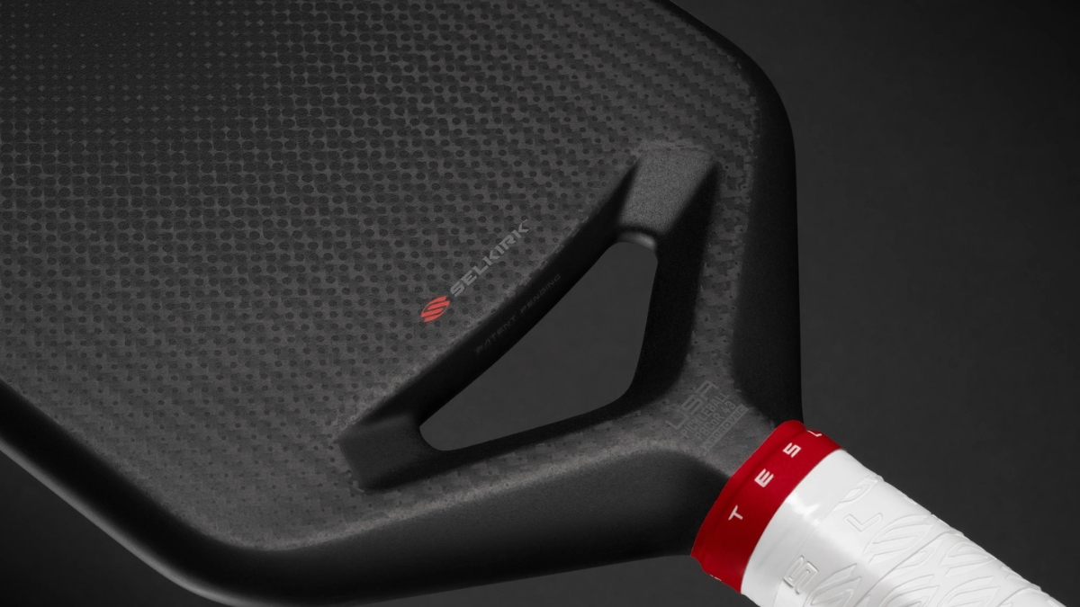 selkirk hợp tác với tesla ra mắt vợt pickleball "không viền'