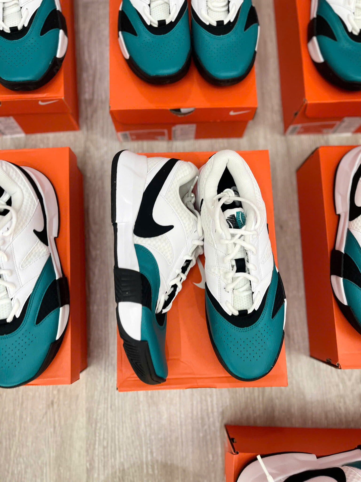 z7277574350375_5c1a989e01239241090a1954d640985d giày nike court lite 4 'white radiant emerald' fd6574-104