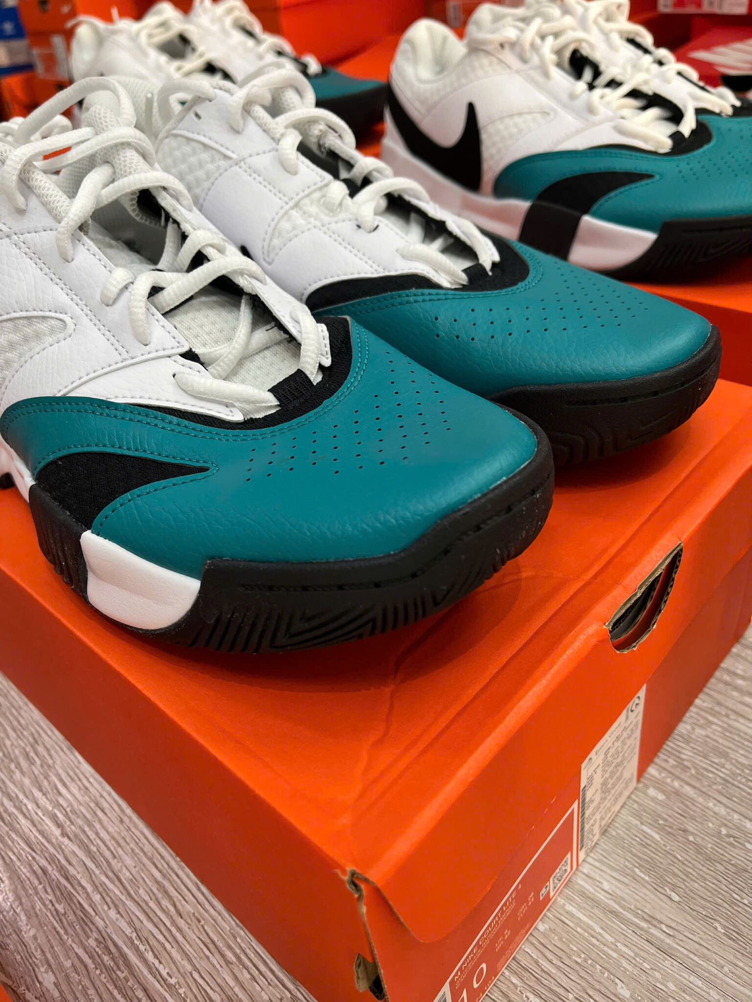 z7277574356967_1d52d9e1cf9d0ac6ebda84058d647dd0 giày nike court lite 4 'white radiant emerald' fd6574-104