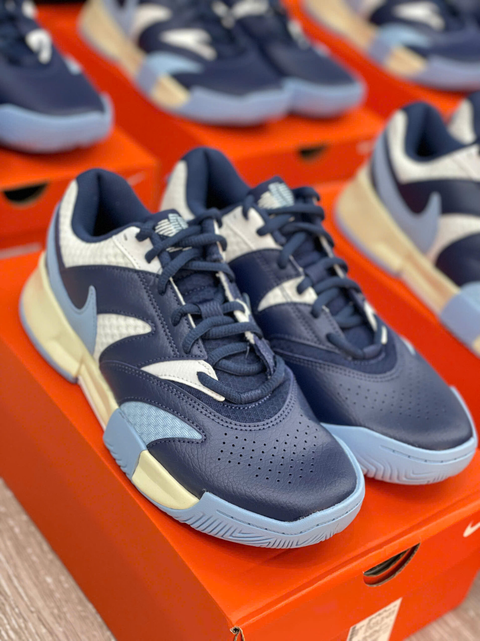 z7281240172195_8733c2ca6331e7b3439ef5c45b971077 giày nike court lite 4 hc 'white/midnight navy' fd6574-103