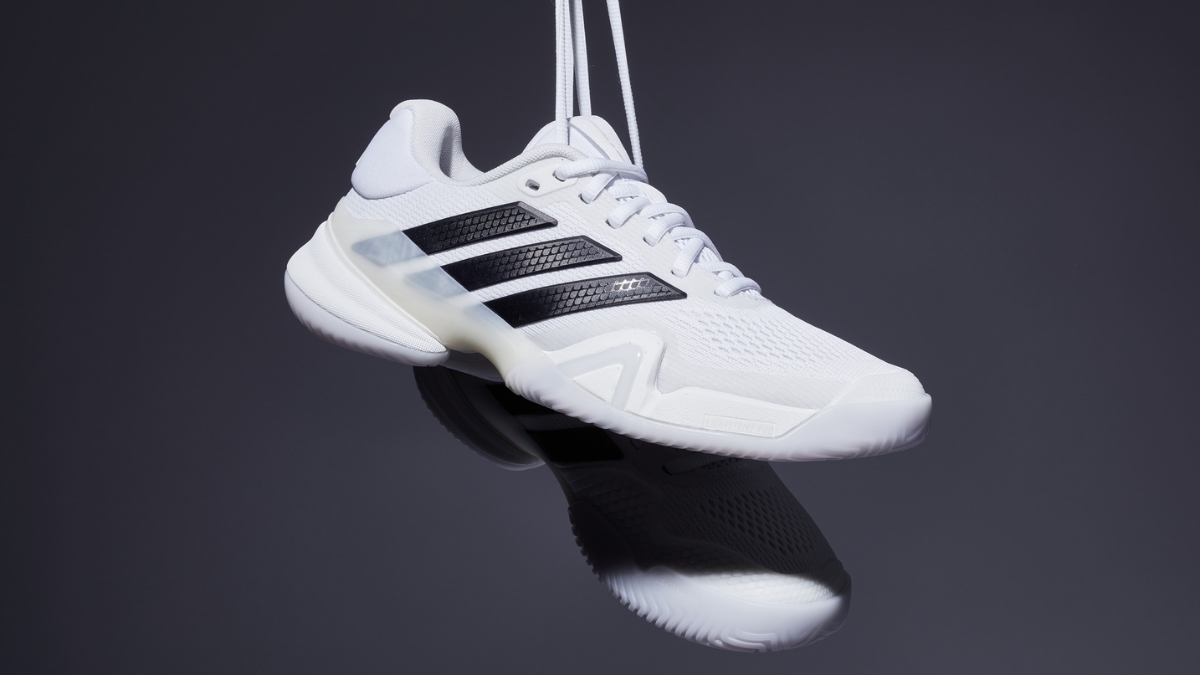 review adidas barricade 14: sự trở lại của một huyền thoại