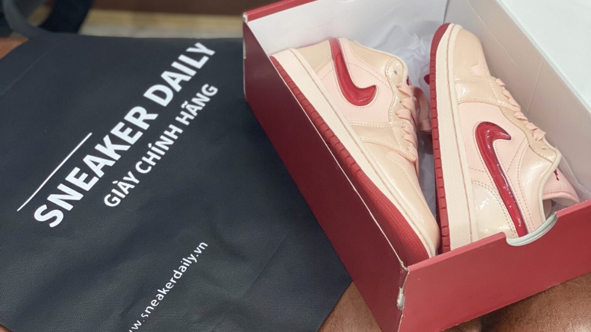 bộ sưu tập giày jordan 1 phiên bản valentine