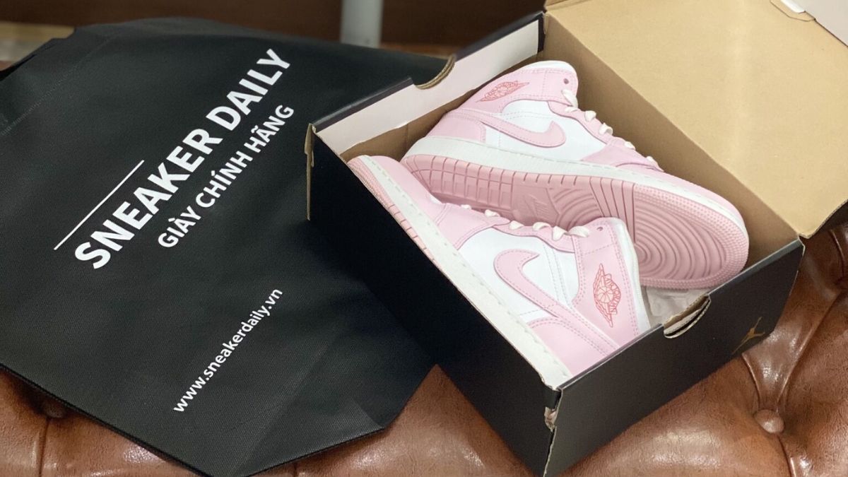 bộ sưu tập giày jordan 1 phiên bản valentine