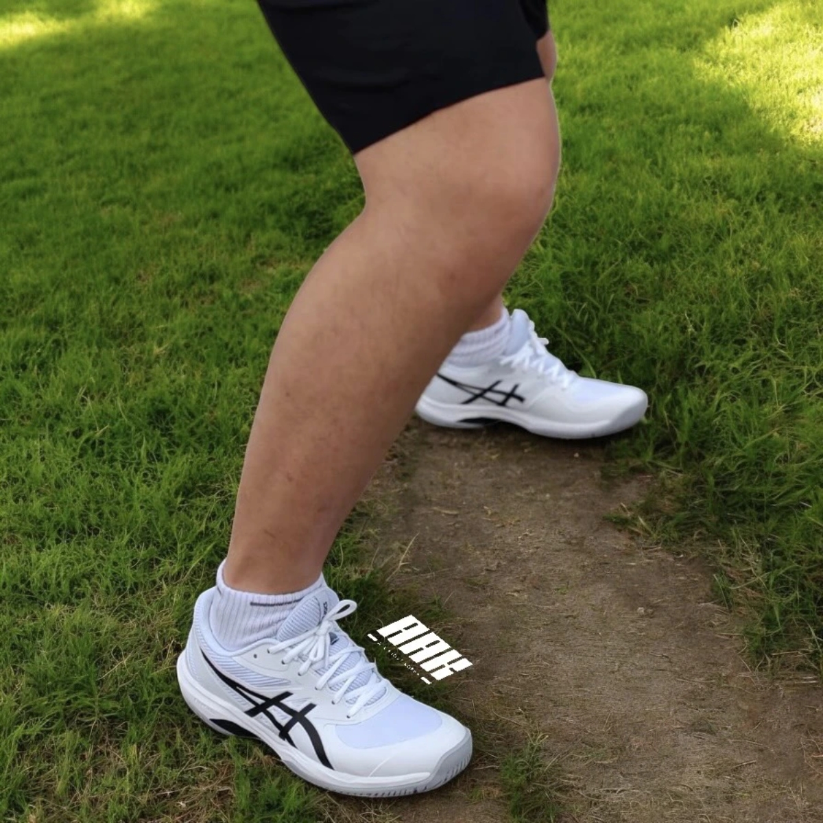 8 giày asics game ff 'white black' 1041a489-101