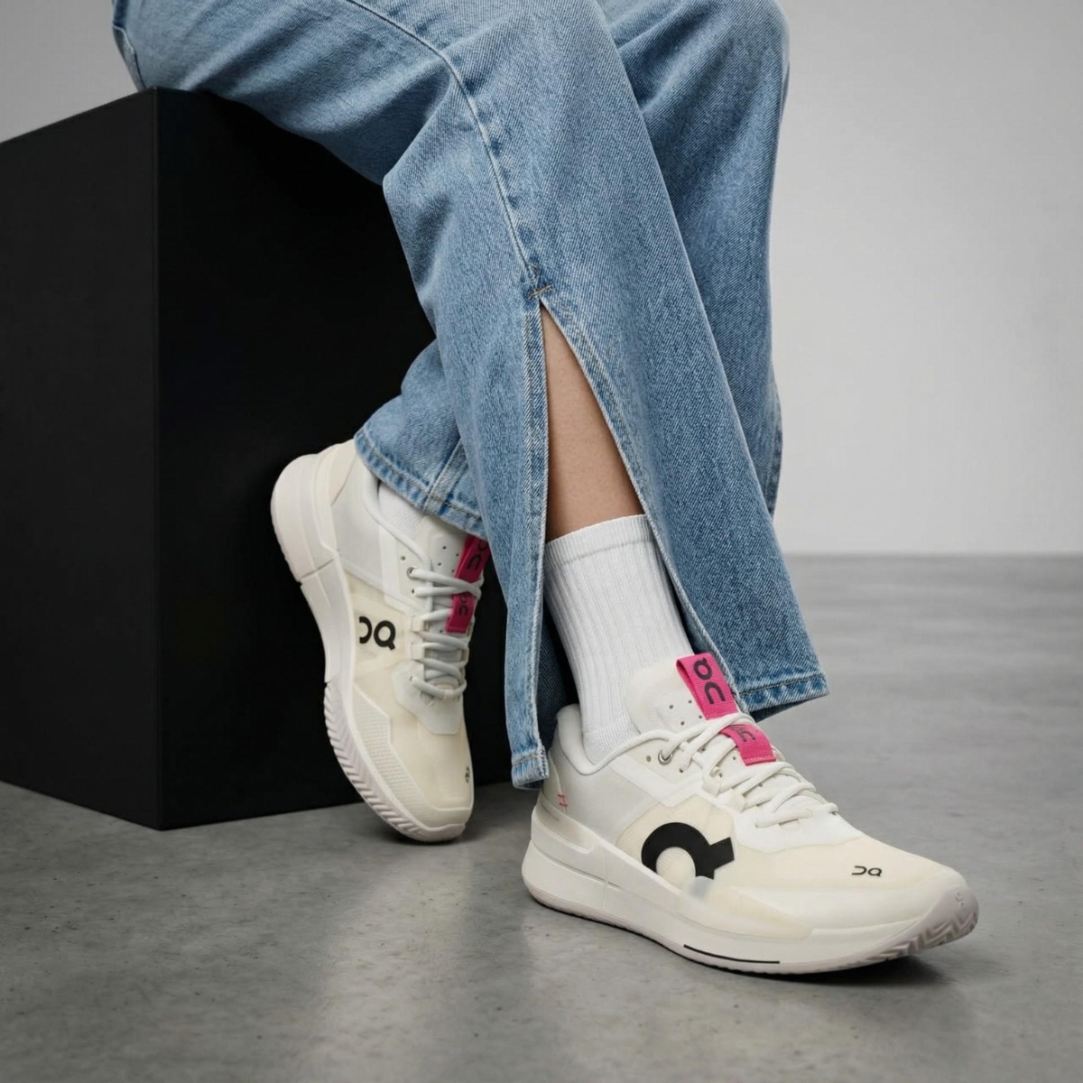 9 giày on the roger pro 2 clay 'ice/pink' 3me10574274