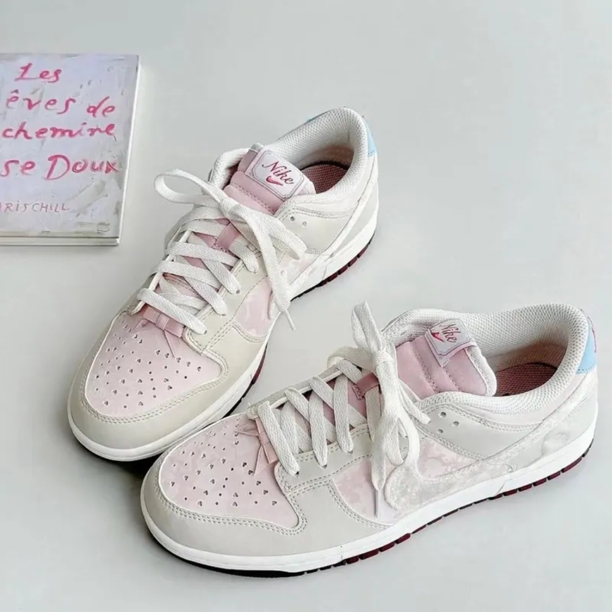 giày nike dunk low ‘valentine’s day’ iq1145-610 (3) giày nike dunk low ‘valentine’s day’ iq1145-610
