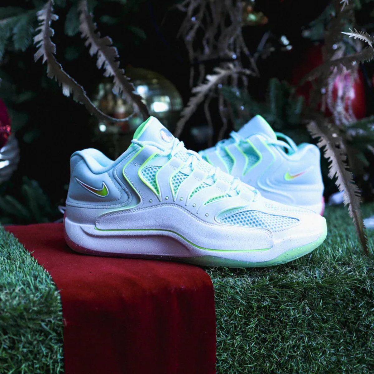 giày nike kd18 ‘snowed in’ hv1996-100 (4) giày nike kd18 ‘snowed in’ hv1996-100