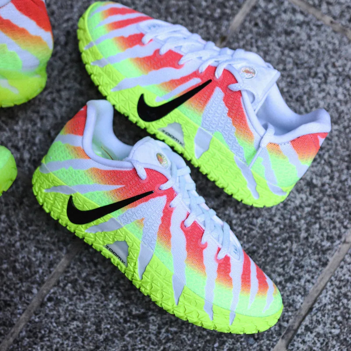 giày nike(gs) nike ja 3 'christmas' im8692-100 (3) giày nike(gs) nike ja 3 'christmas' im8692-100