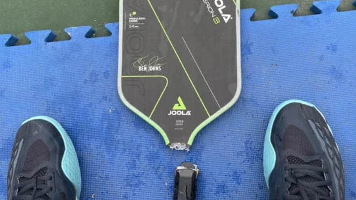 bảng giá sửa vợt pickleball và thay đế giày pickleball: giải pháp tối ưu cho "tay chèo"