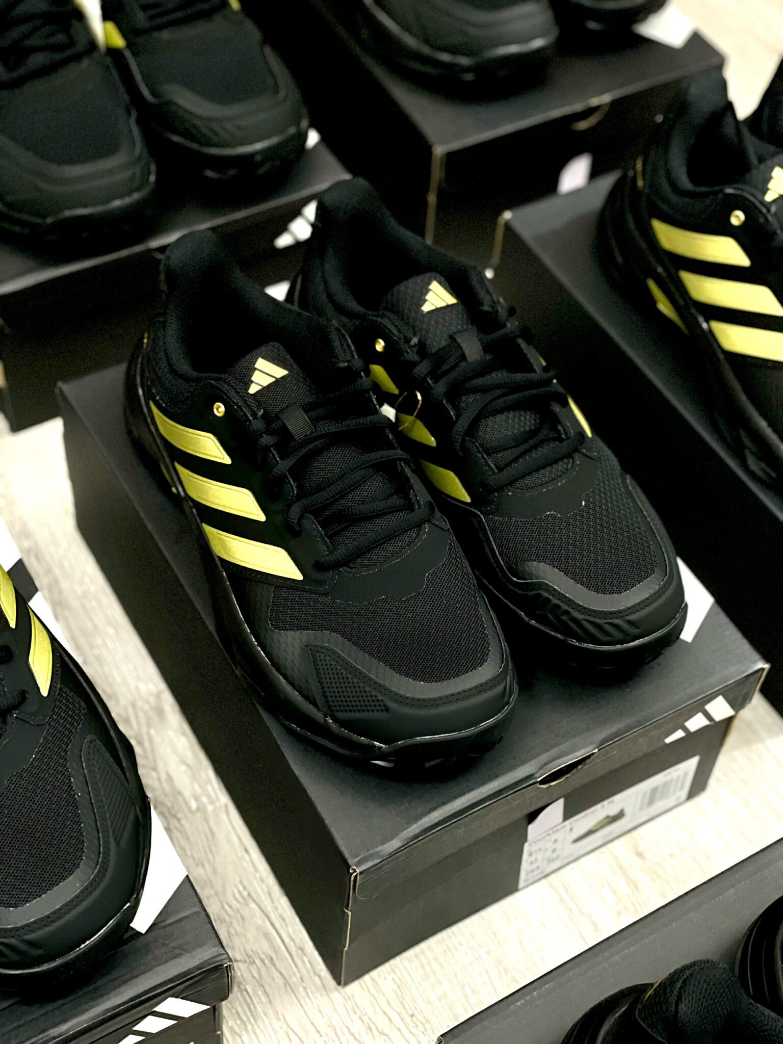 z7414030735585_1a5d6163895b2f01f892b9243407576f giày adidas courtjam control 3 'black' ki0798