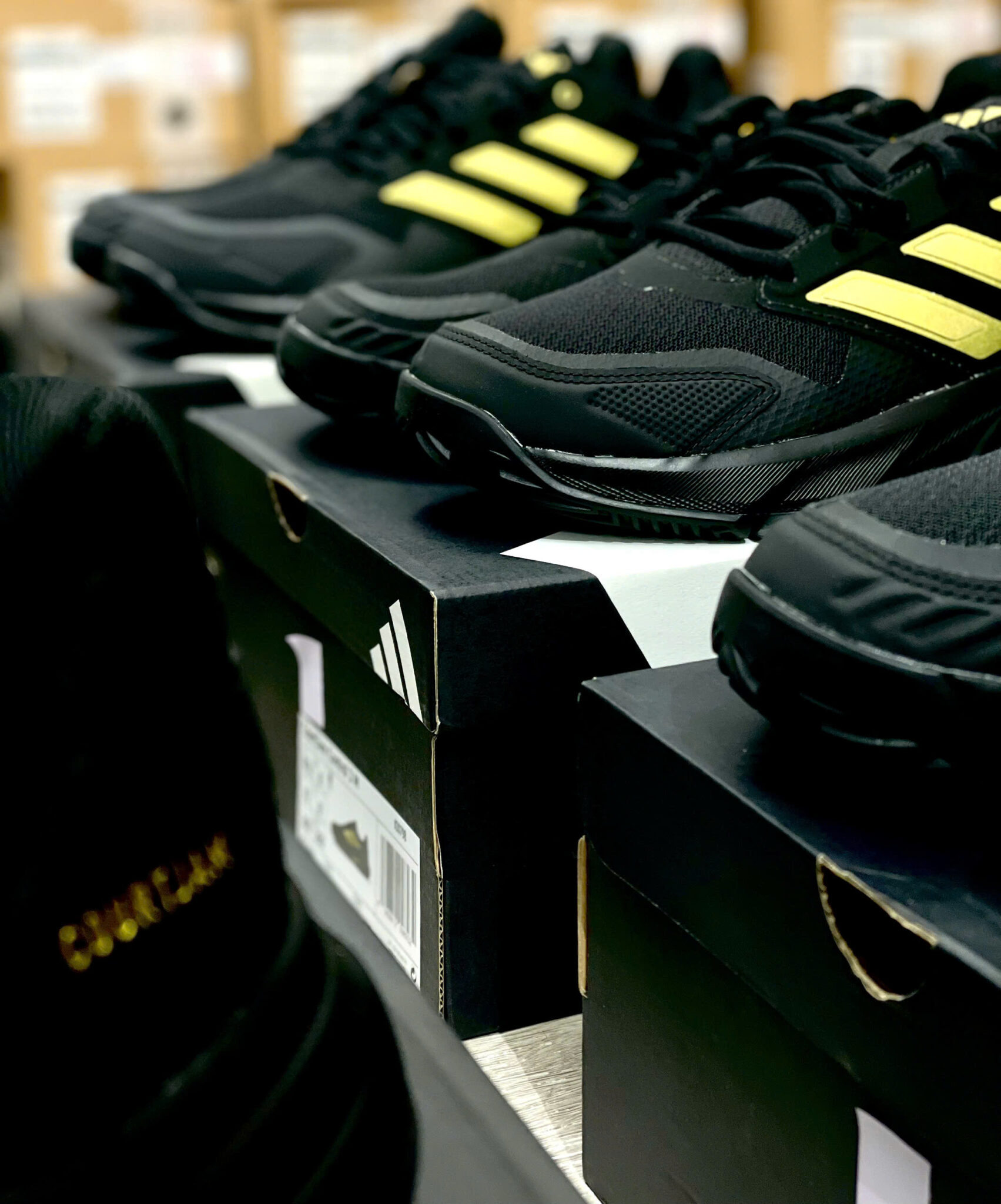 z7414030741009_98892e9e582535aea2f3dcb9a9d475ce giày adidas courtjam control 3 'black' ki0798