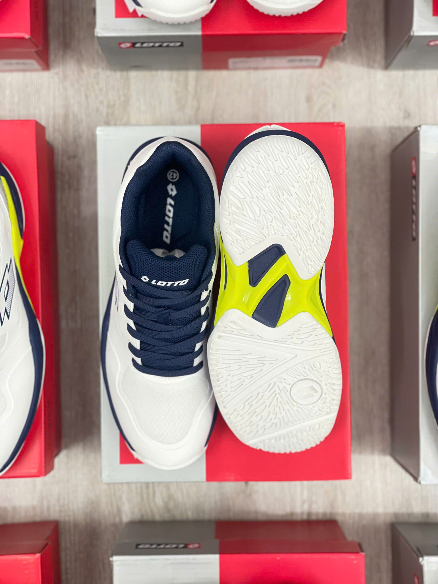 z7436891869651_866251bcfc8cea049fad102e2ab9fc46 giày lotto pickleball garret lotte260401u