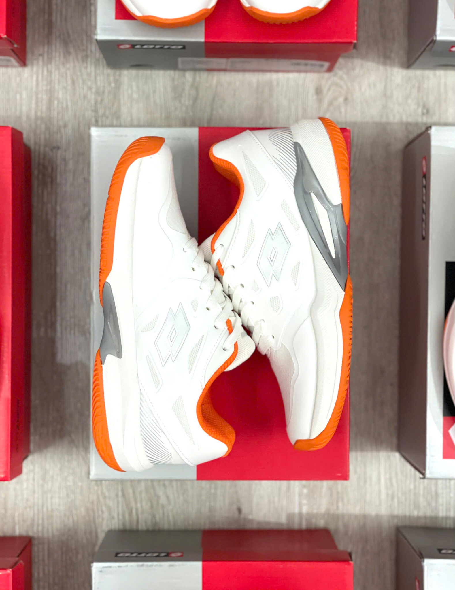 z7437095875584_558634c7bdb10dd6490311f70f16ab15 giày lotto pickleball garret lotte260401w