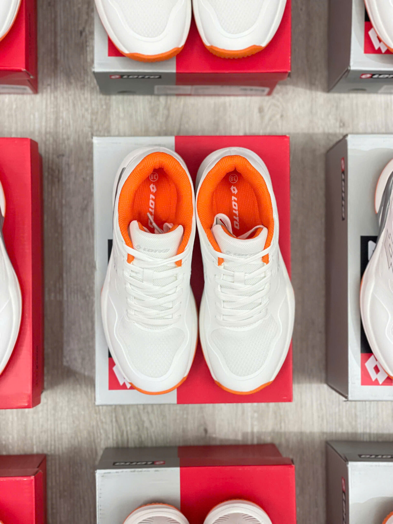 z7437095963628_2e1eb36b3b9b62abb5e18ce0fc7be364 giày lotto pickleball garret lotte260401w