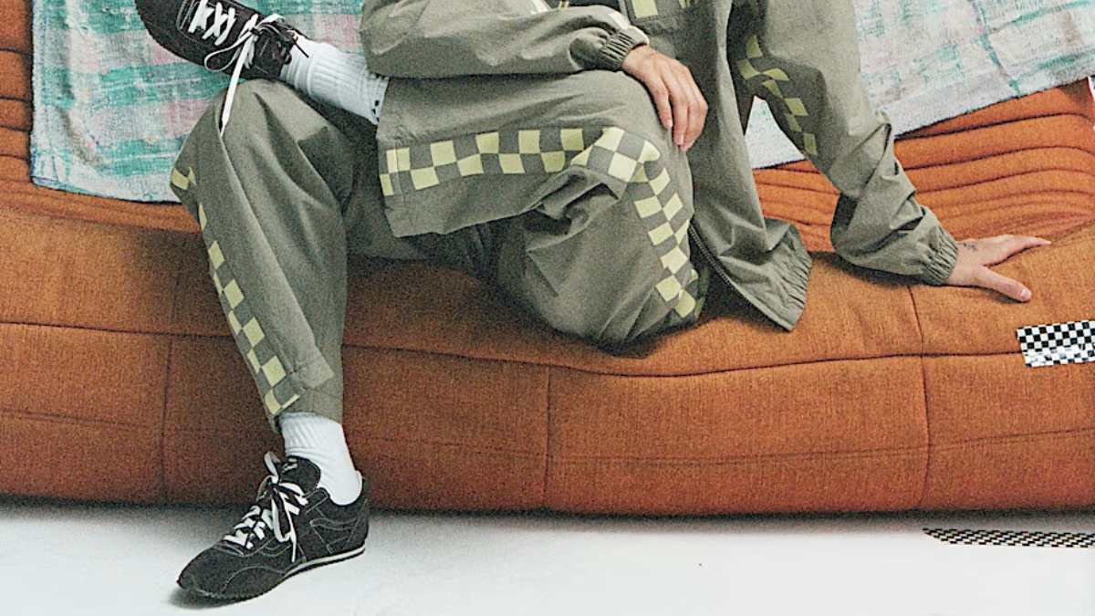 vans “lột xác” sneaker bán chạy với dây buộc thay thế