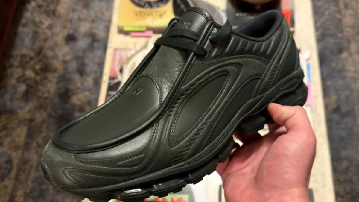 new balance 1890a – sự giao thoa giữa chạy bộ và giày lười