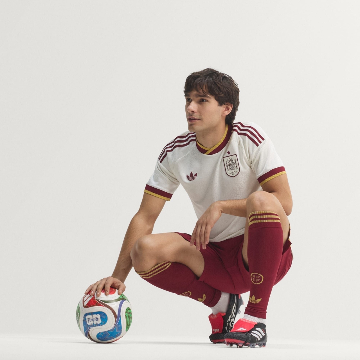 Áo Đấu Adidas Sân Nhà Đội Tuyển Argentina WC2026 JN4392 (6)