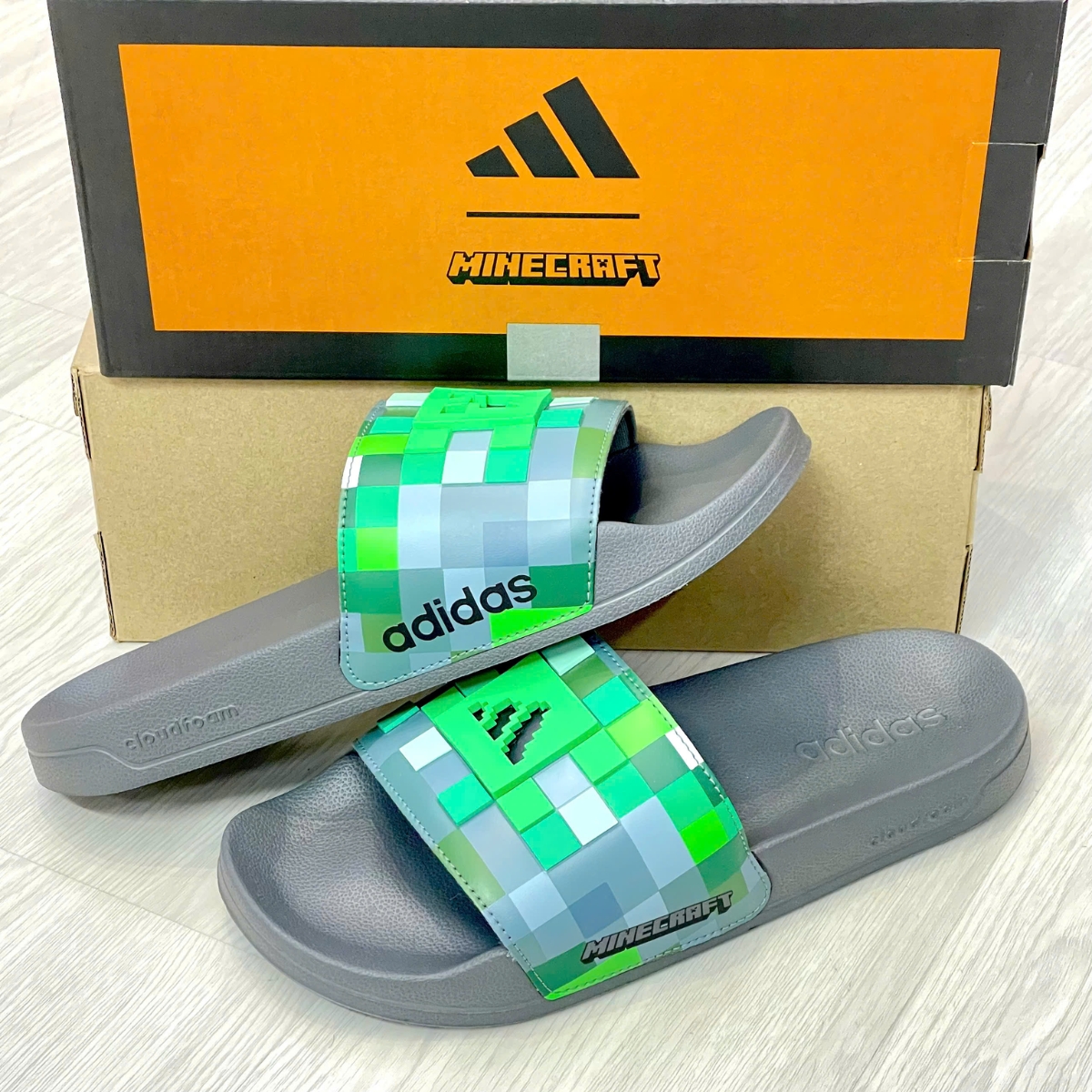 Dép Minecraft × adidas Adilette Shower Slides “Creeper” HQ2585
