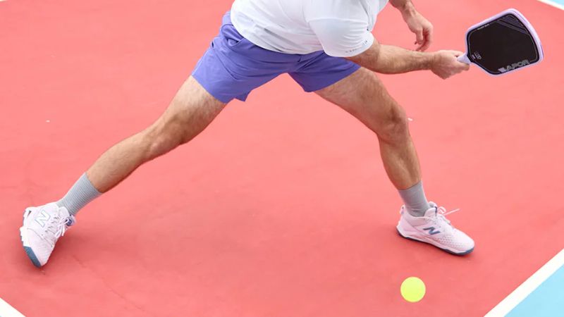 Vợt 11SIX24 Power 2 Vapor đặc biệt phù hợp với những tay vợt ưa tạo những cú bóng hiểm hóc