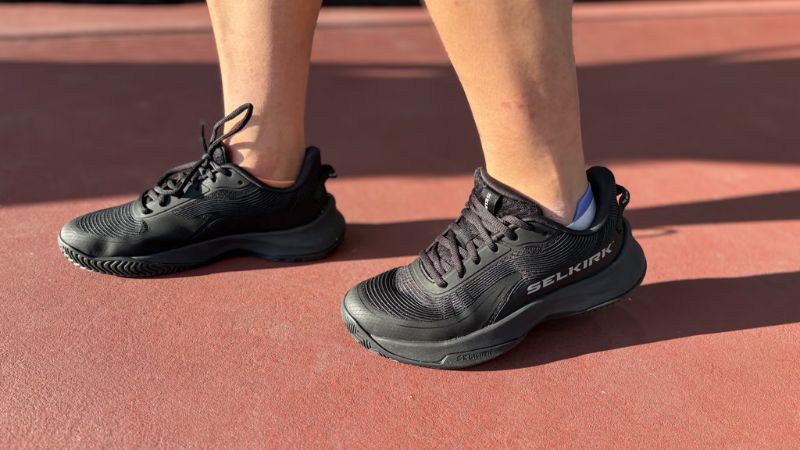 Selkirk CourtStrike Pro là lựa chọn hoàn hảo với những tay vợt ưu tiên cha