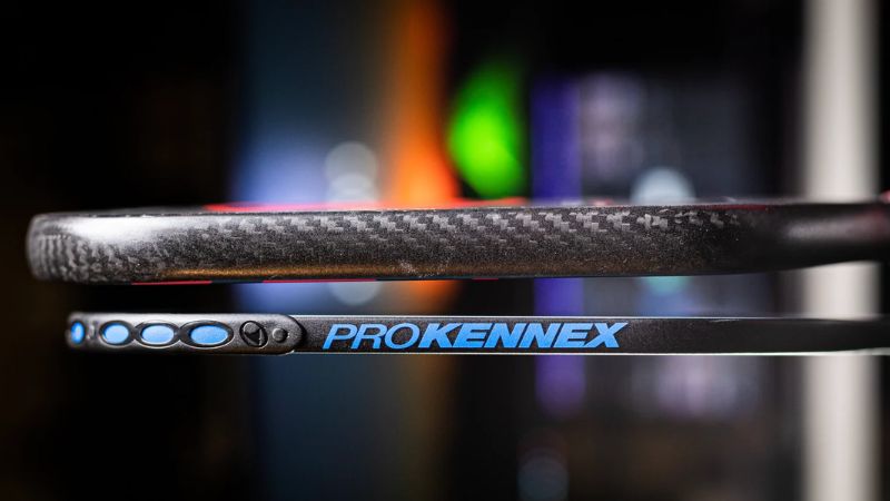 Tìm hiểu vợt pickleball 14mm, 16mm trước khi quyết định nữ nên chọn vợt pickleball 14mm hay 16mm