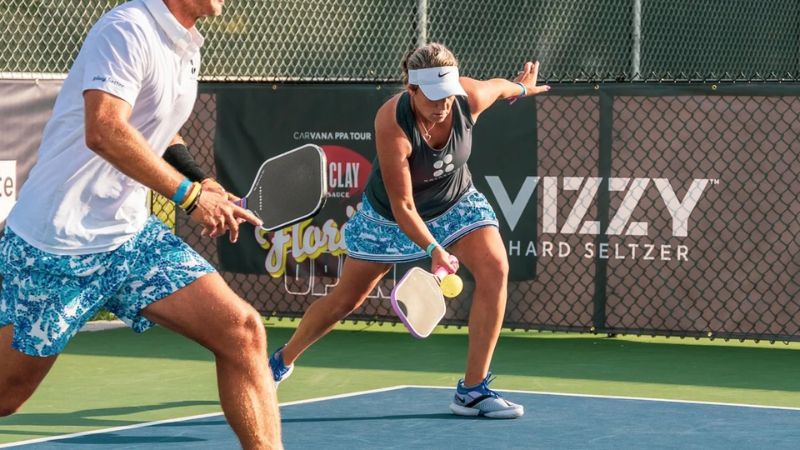 Tuỳ theo mục đích sử dụng mà chị em phụ nữ nên chọn vợt pickleball 14mm hay 16mm