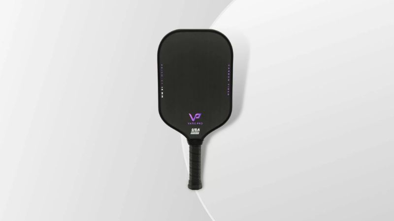 Trải nghiệm mua sắm vợt pickleball chuyên nghiệp tại Sneaker Daily