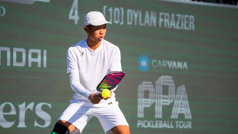 Dương Thiên Quang là tay vợt Việt kiều Mỹ được mệnh danh là thần đồng bộ môn pickleball